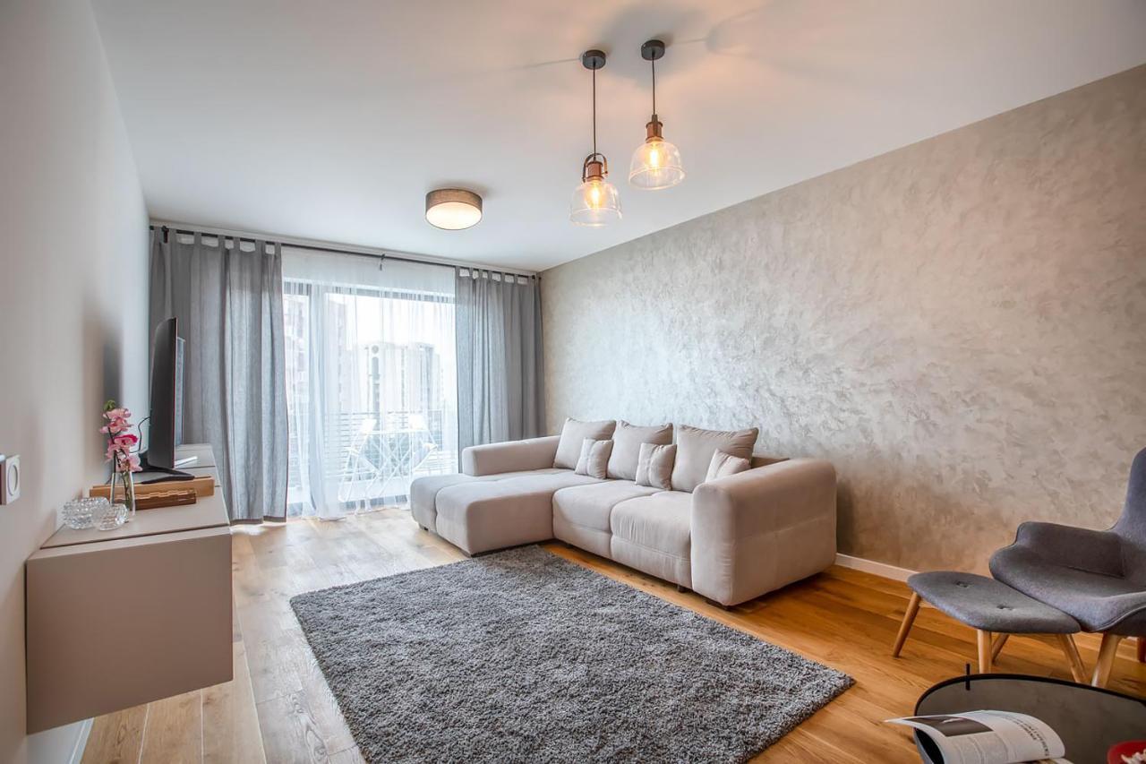 Cosmopolit Booking Брашов Екстер'єр фото